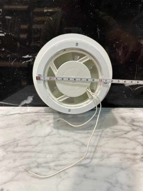 Тонкий бесшумный вытяжной вентилятор для ванной Mmotors ММР 120 глянцевое стекло круг белый